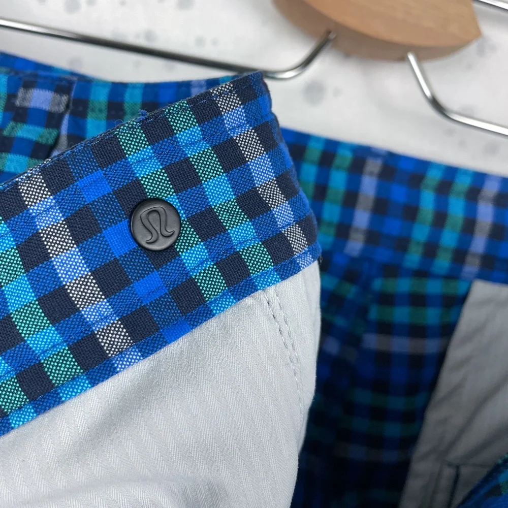 Lululemon Kahuna Shorts Blue Plaid 32